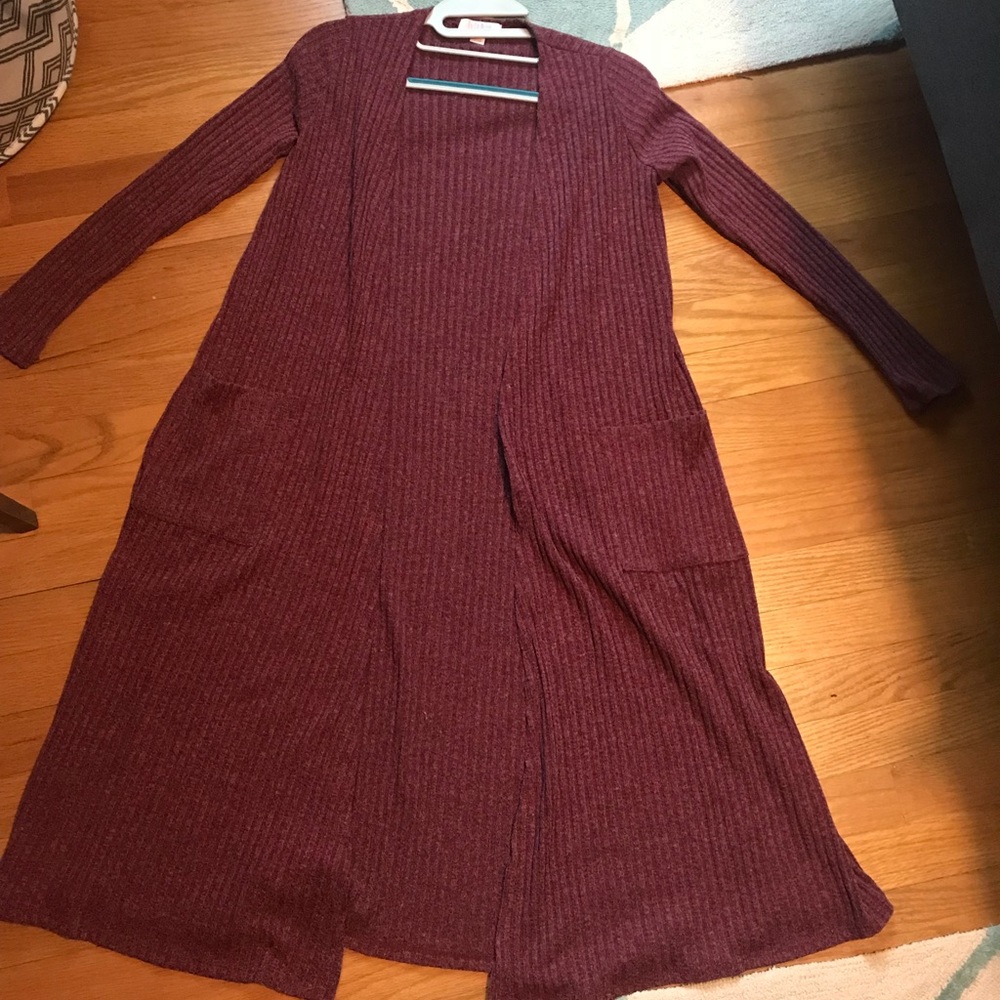 LuLaRoe XS Burgundy Sarah